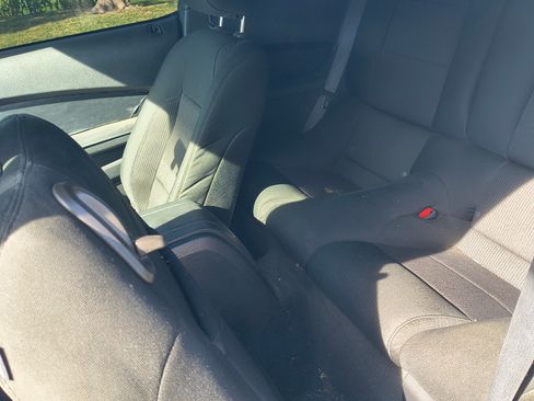 Used 2010 Ford Mustang Coupe image 9
