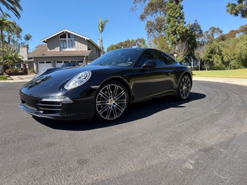 Used 2016 Porsche 911 Carrera 4 Black Edition image 13