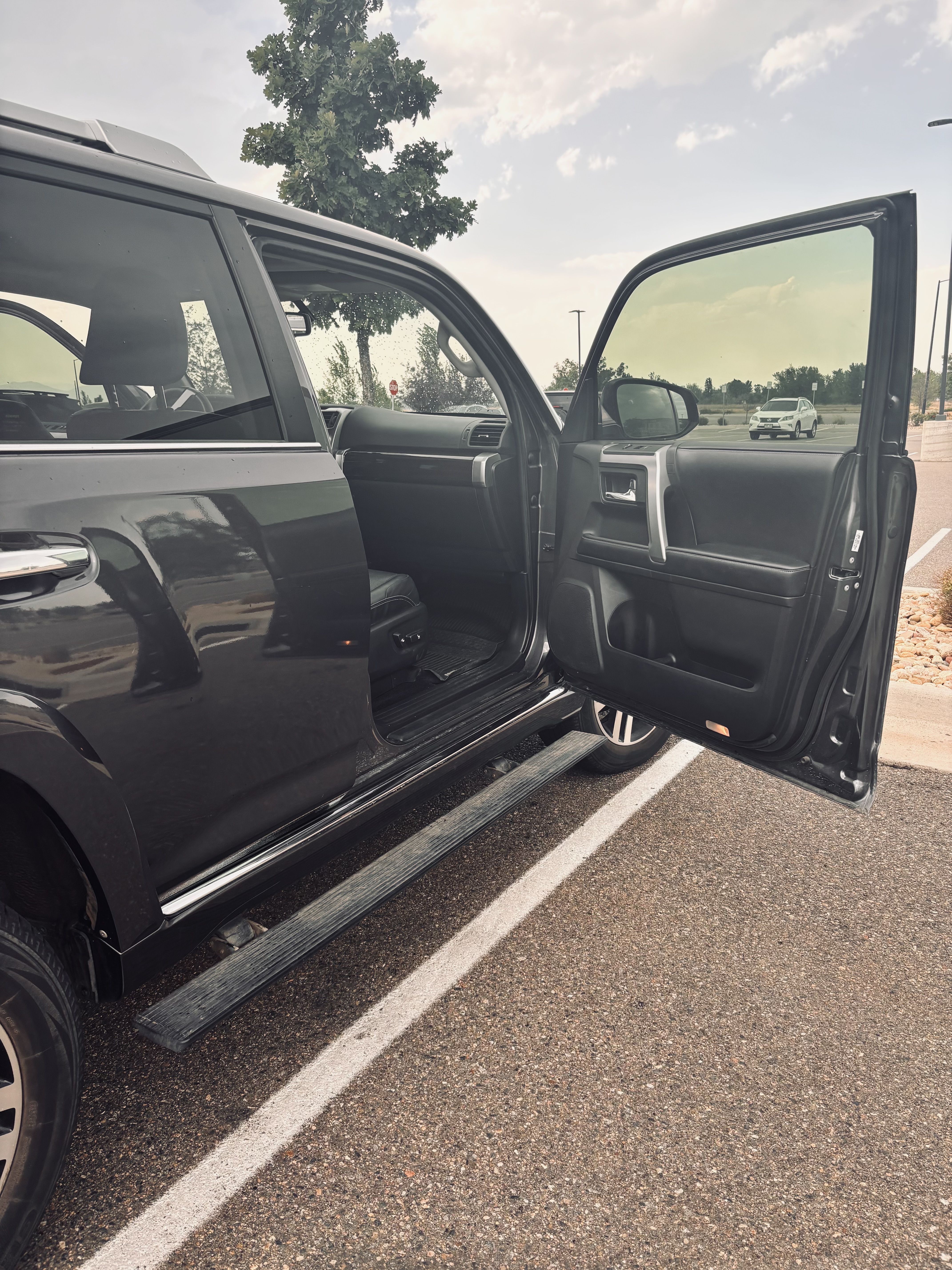 Used 2017 Toyota 4Runner Limited AWD/4WD image 19