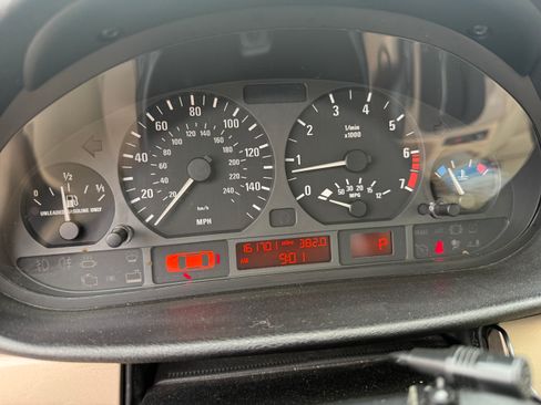 Used 1999 BMW 323i Sedan RWD image 11