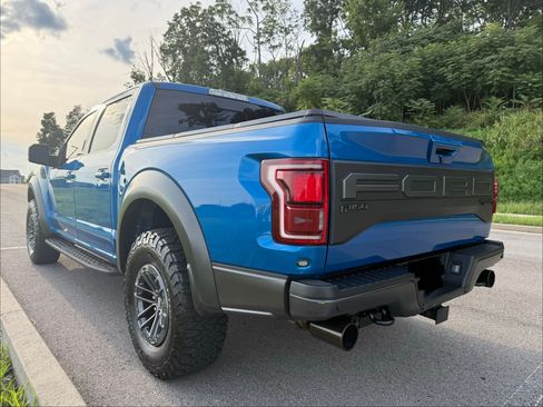 Used 2019 Ford F150 Raptor w/ Equipment Group 802A Luxury AWD/4WD image 4