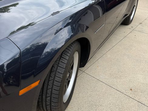 Used 2013 Chevrolet Camaro LS RWD image 6