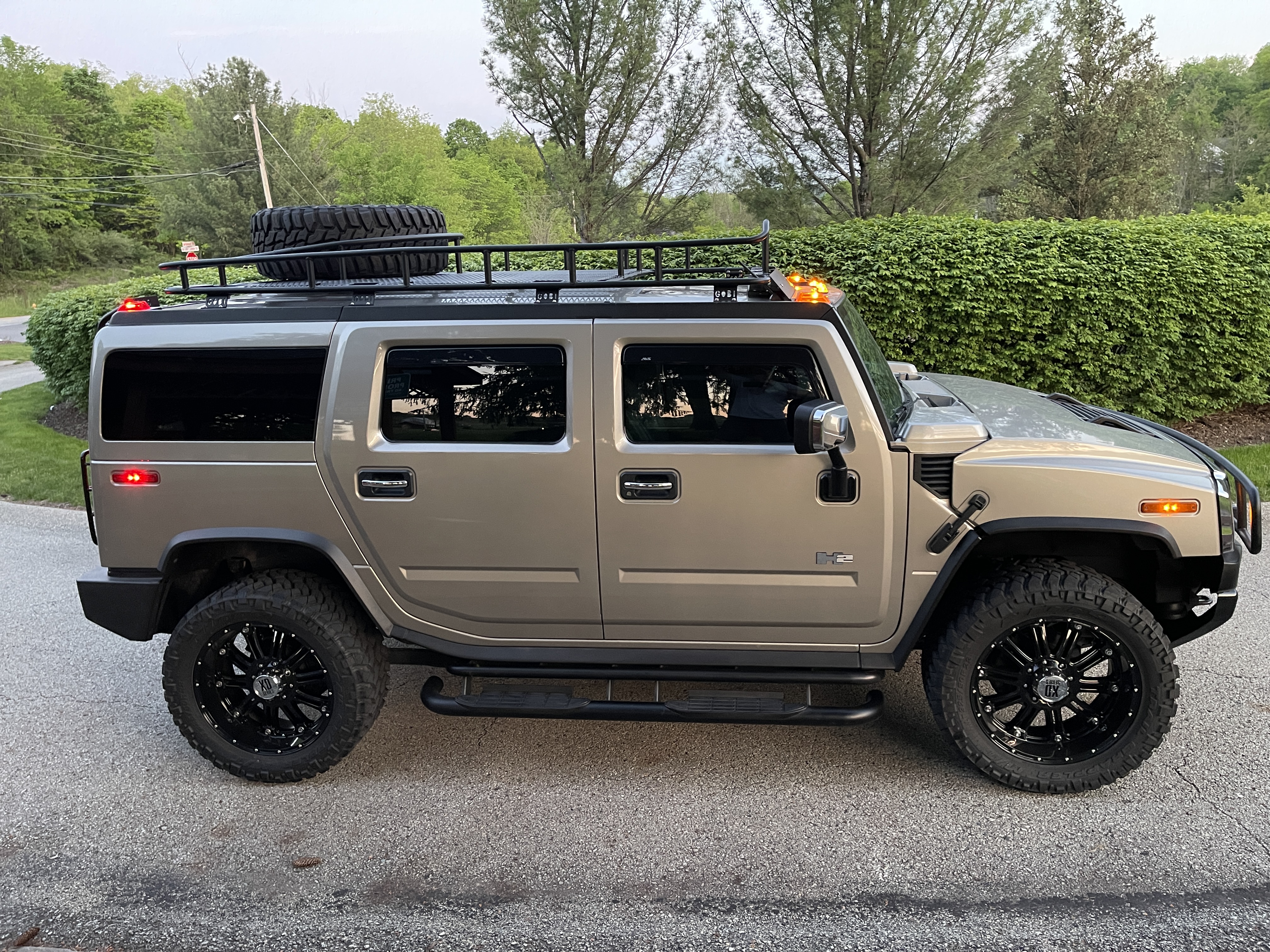 Used 2003 HUMMER H2 w/ Preferred Equipment Group AWD/4WD image 5