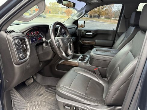 Used 2020 Chevrolet Silverado 1500 LT Trail Boss image 6