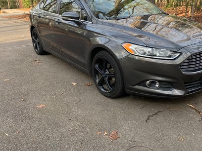 Used 2016 Ford Fusion SE