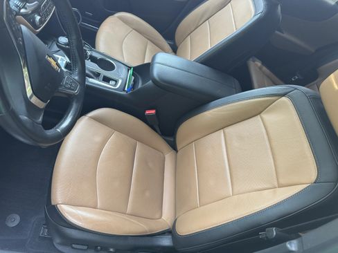 Used 2018 Chevrolet Equinox Premier AWD/4WD image 13