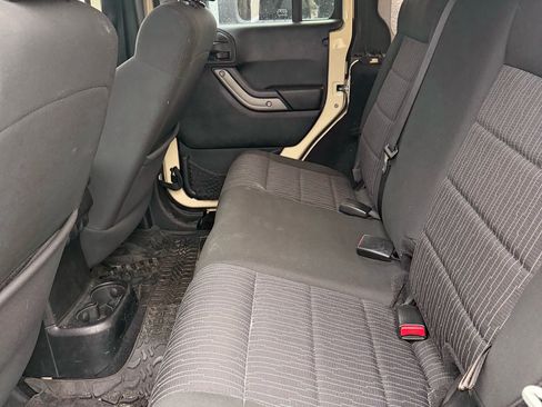 Used 2012 Jeep Wrangler Unlimited Sport image 11