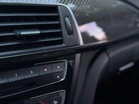 Used 2016 BMW M4 Coupe image 8