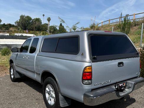 Used 2000 Toyota Tundra SR5 image 8