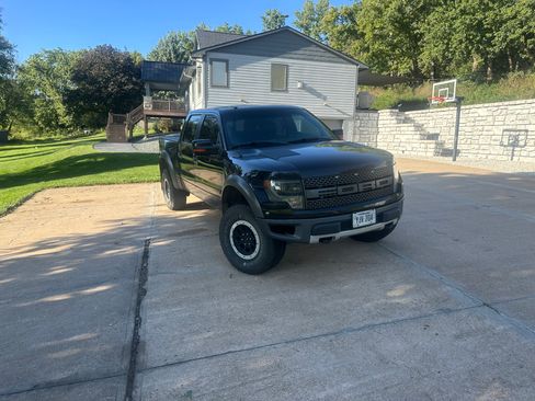 Used 2014 Ford F150 Raptor w/ Equipment Group 801A Luxury AWD/4WD image 6