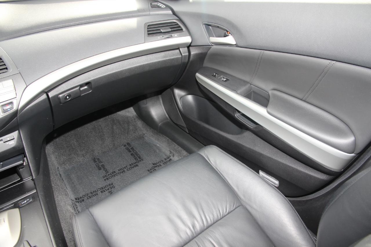 Used 2010 Honda Accord EX-L image 9