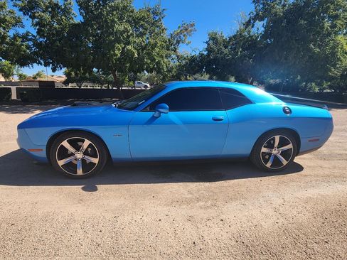 Used 2015 Dodge Challenger R/T Plus image 8