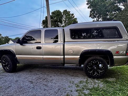 Used 2001 Chevrolet Silverado 1500 LS w/ Off-Road Chassis Pkg image 6