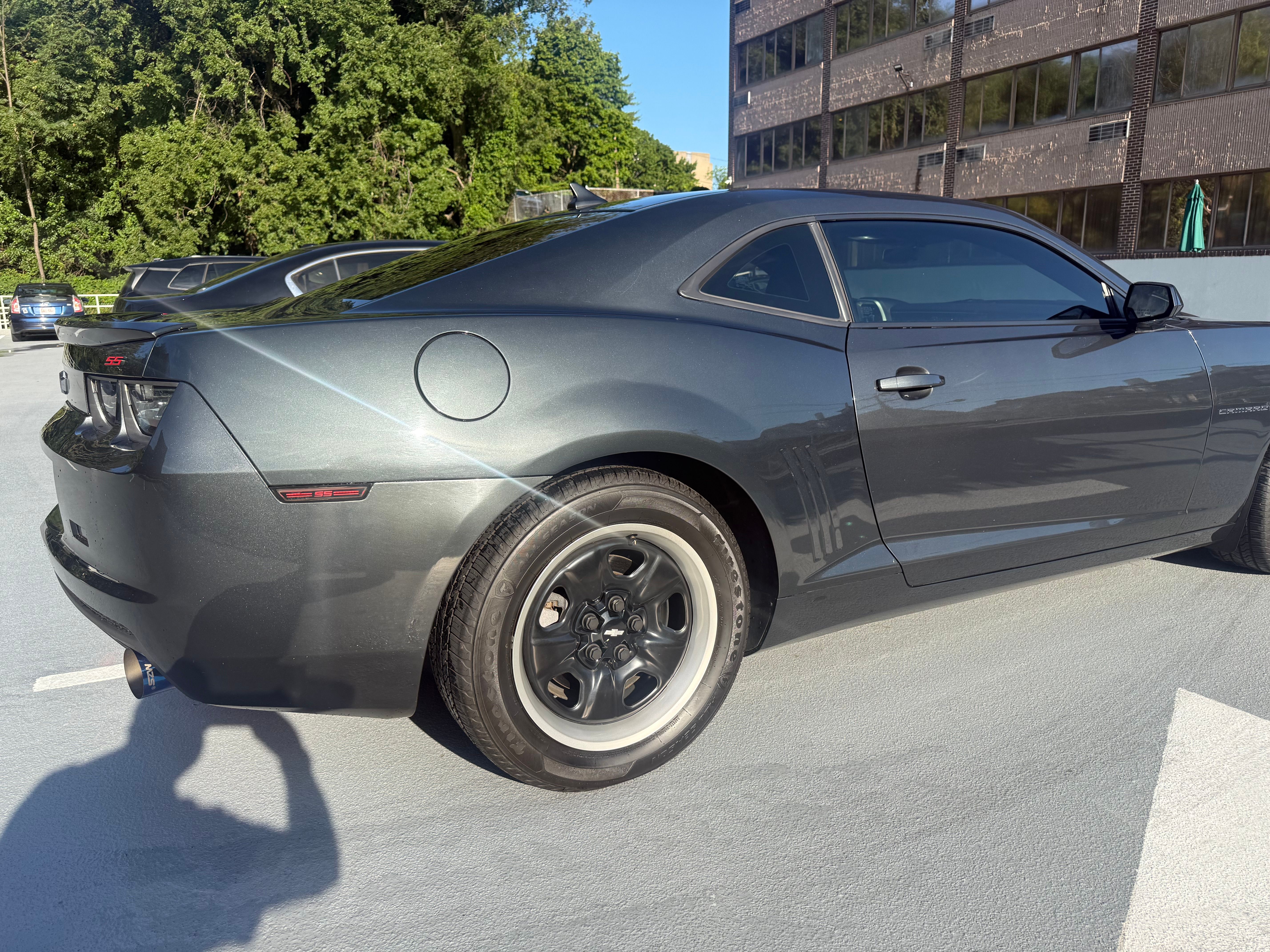 Used 2013 Chevrolet Camaro LS RWD image 10