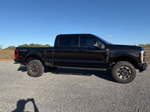 Used 2023 Ford F350 Lariat w/ Lariat Ultimate Package image 14