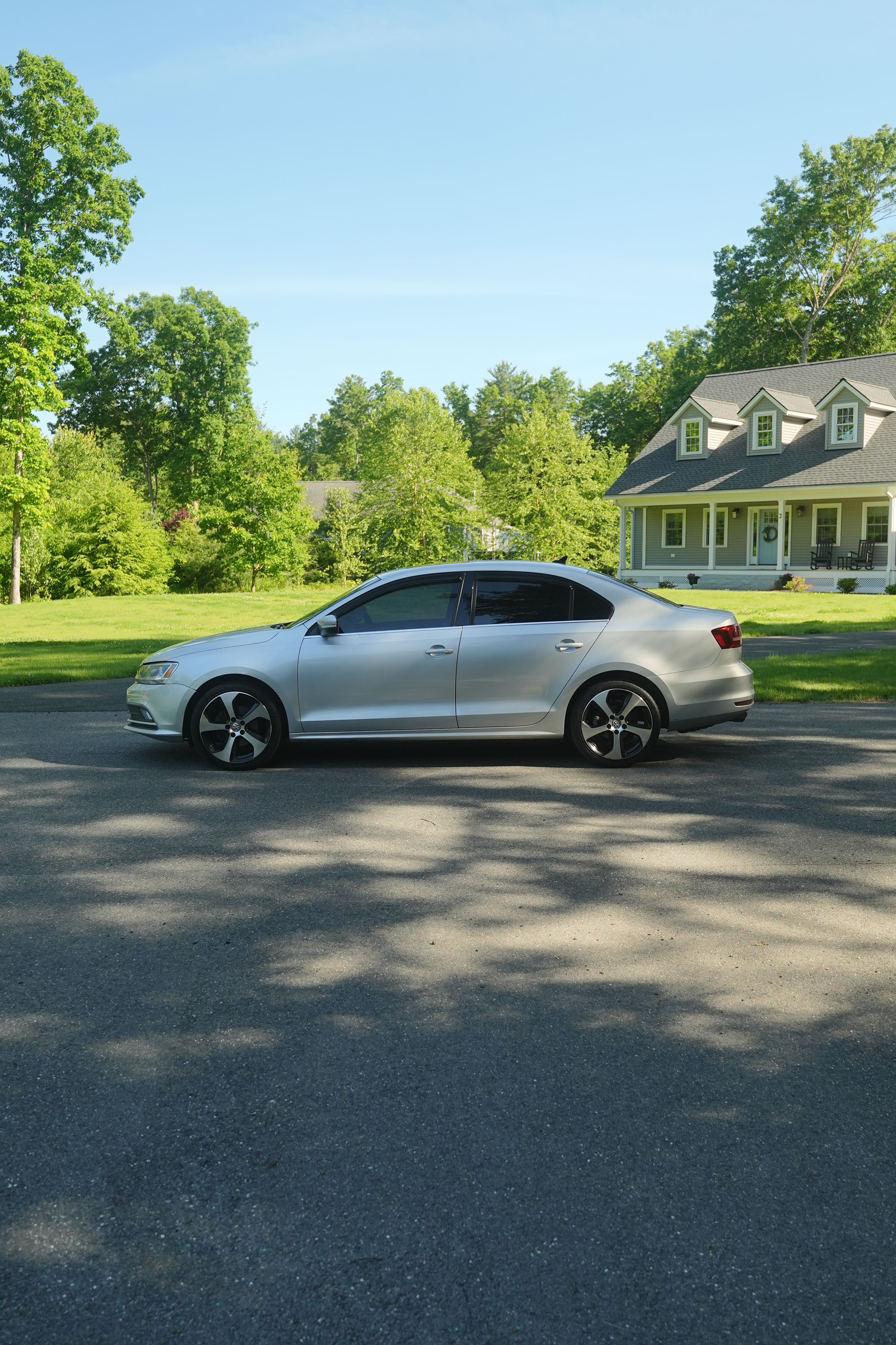 Used 2015 Volkswagen Jetta TDI SEL FWD image 5
