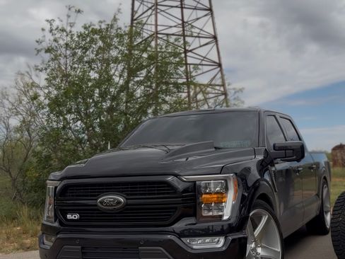 Used 2021 Ford F150 XLT w/ Equipment Group 302A High AWD/4WD image 2