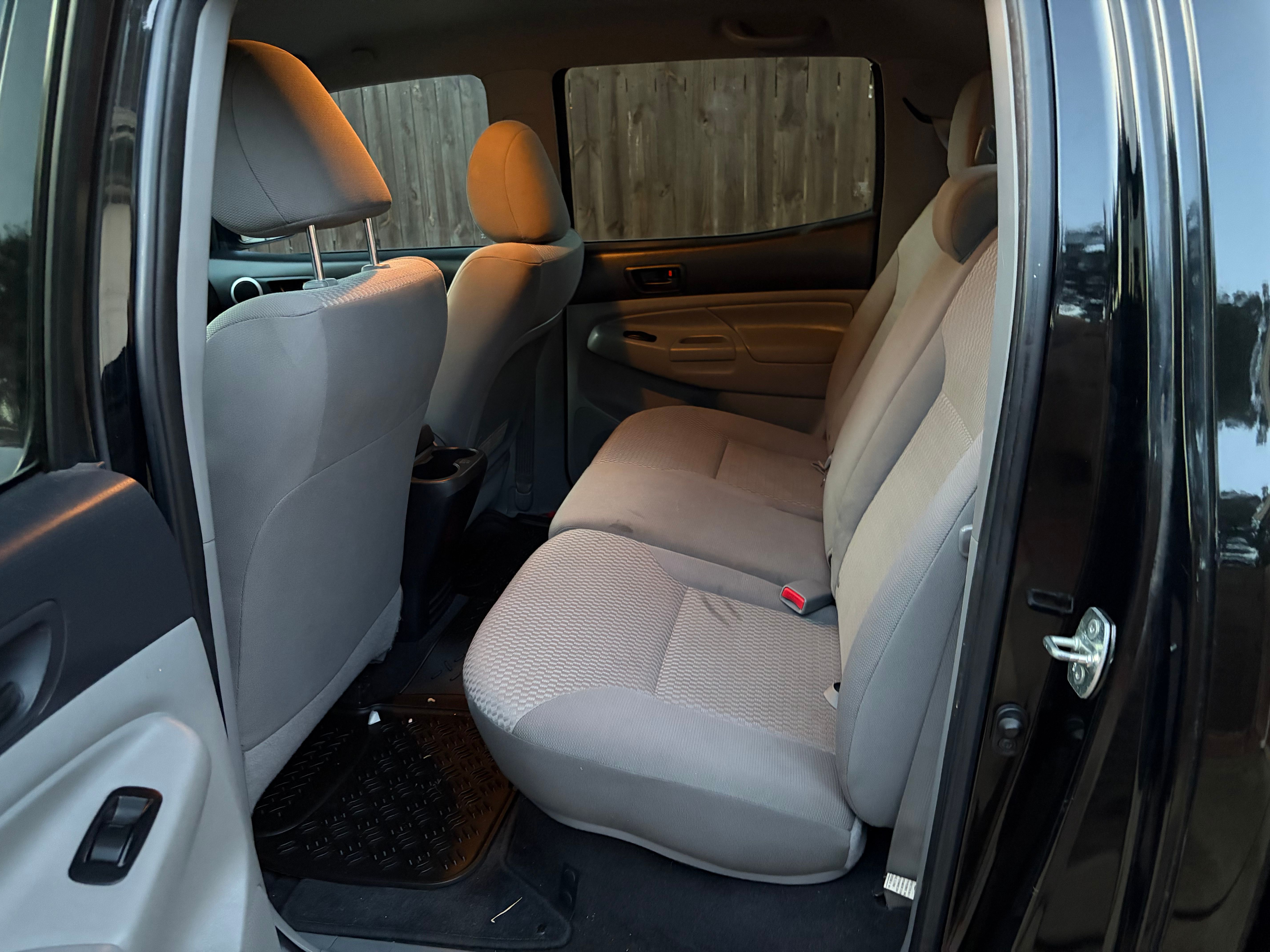 Used 2013 Toyota Tacoma PreRunner w/ SR5 Pkg RWD image 22