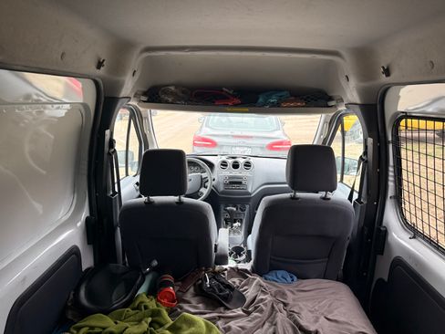 Used 2013 Ford Transit Connect XLT image 8