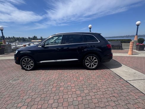 Used 2017 Audi Q7 3.0T Premium Plus w/ Premium Plus Package AWD/4WD image 5