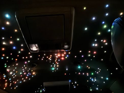 Used 2014 Chevrolet Suburban LT image 22