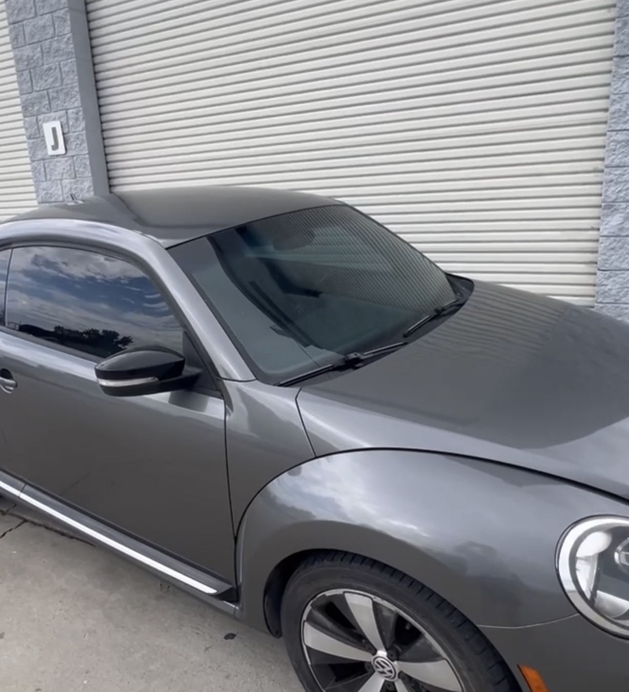 Used 2013 Volkswagen Beetle 2.0T FWD image 9