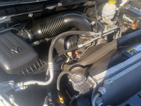 Used 2019 RAM 1500 Big Horn image 17