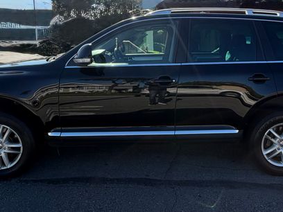 Used 2009 Volkswagen Touareg VR6