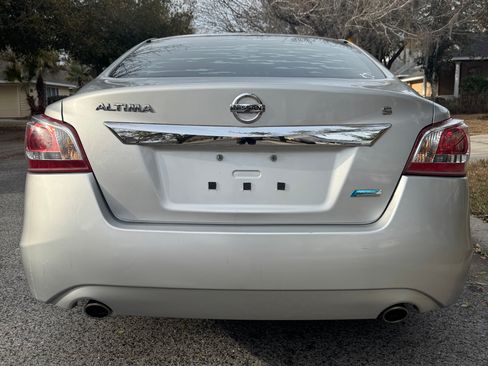 Used 2013 Nissan Altima 2.5 S image 5