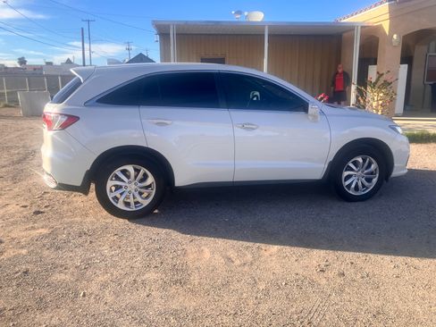 Used 2018 Acura RDX FWD image 13