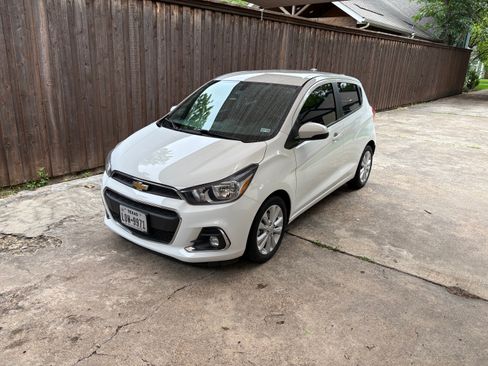 Used 2018 Chevrolet Spark LT FWD image 22