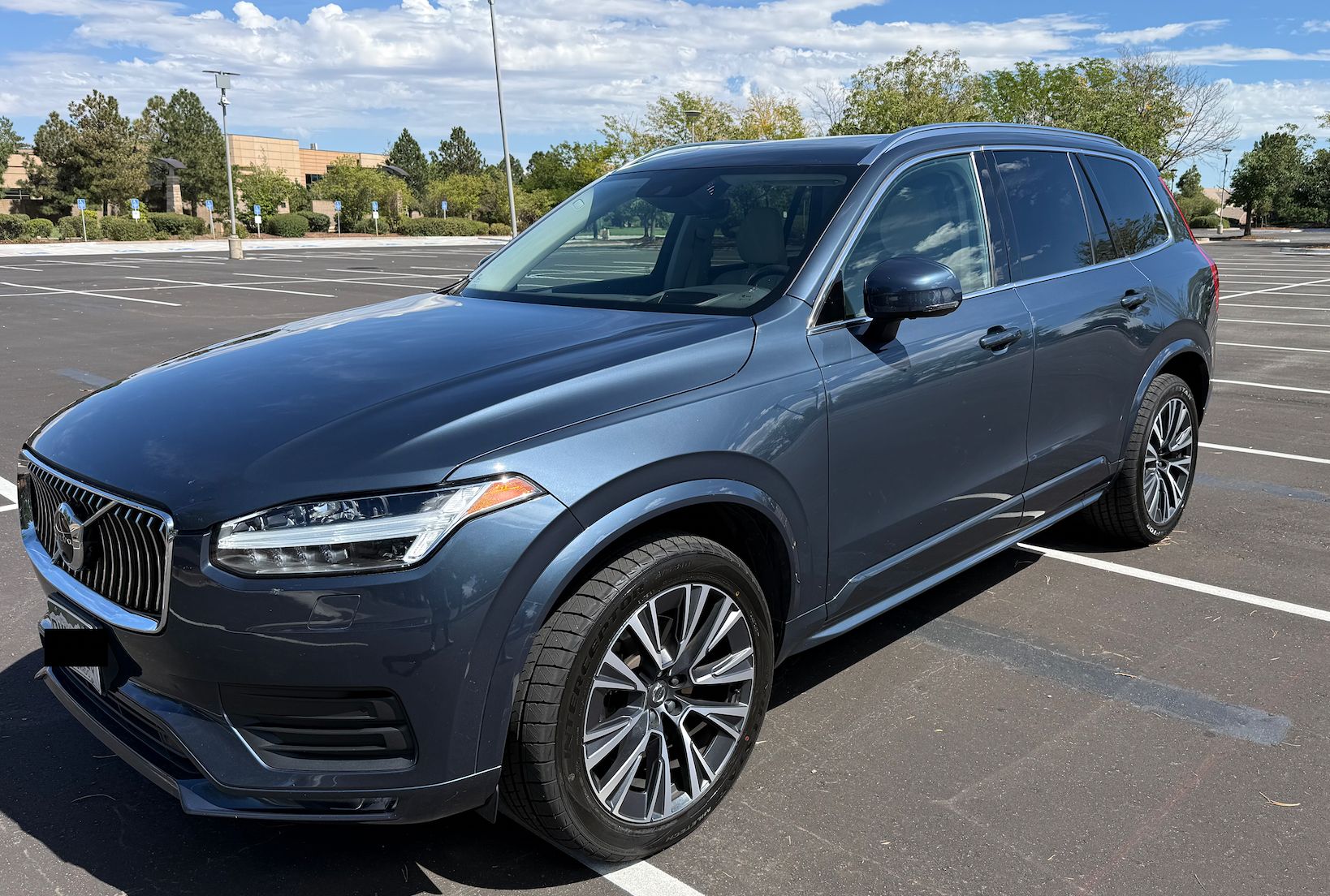 Used 2022 Volvo XC90 T6 Momentum w/ Advanced Package AWD/4WD image 15