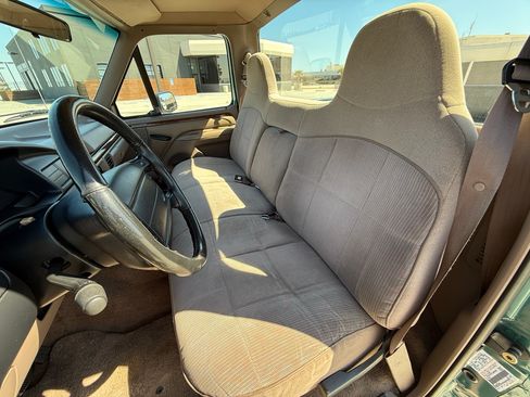 Used 1996 Ford F150 2WD Regular Cab image 12