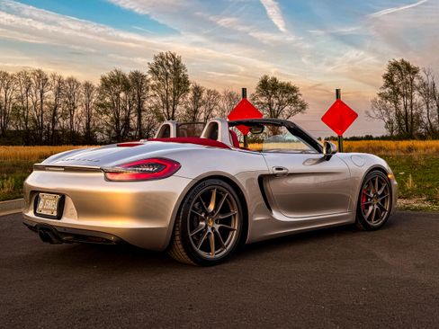 Used 2013 Porsche Boxster S RWD image 2