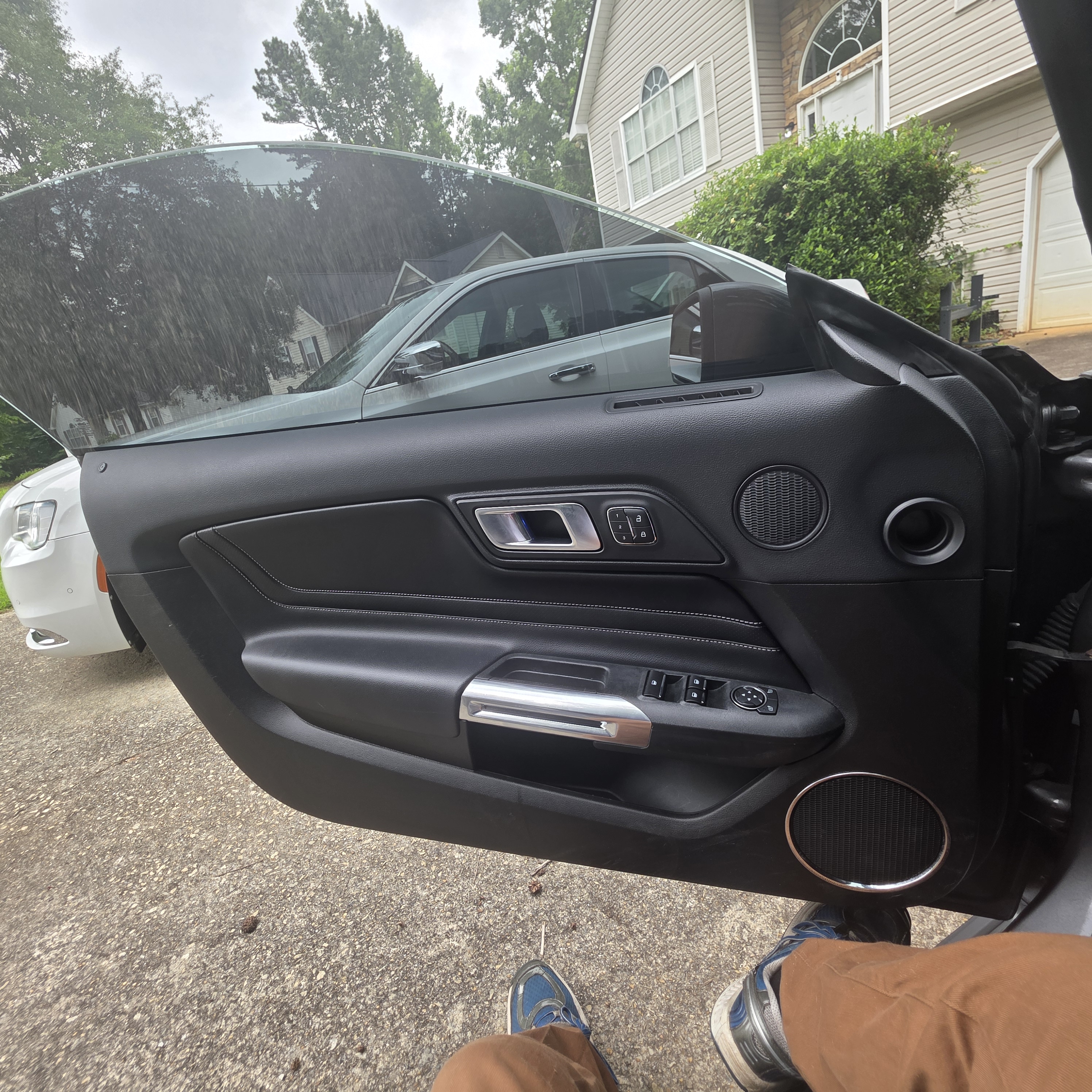 Used 2021 Ford Mustang Premium w/ Equipment Group 201A RWD image 6