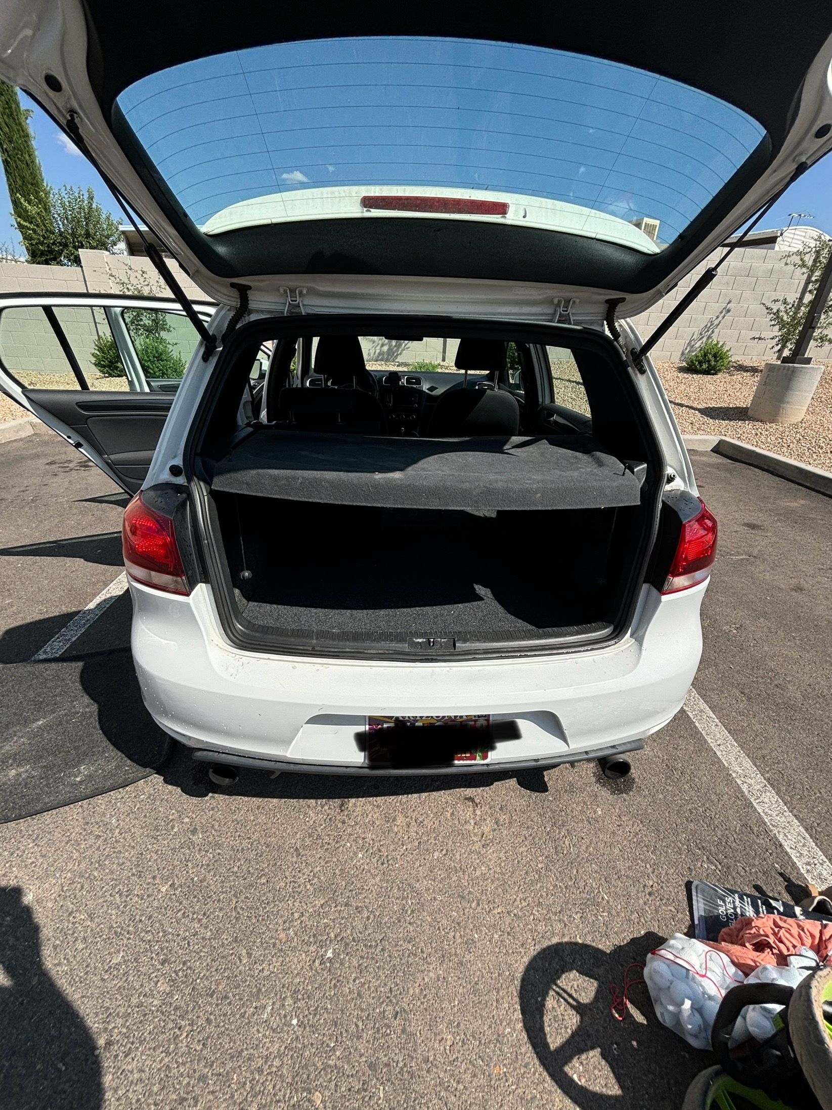 Used 2010 Volkswagen GTI 4-Door FWD image 6