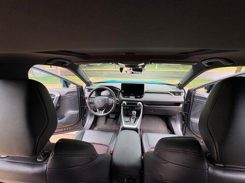 Used 2023 Toyota RAV4 XSE image 16