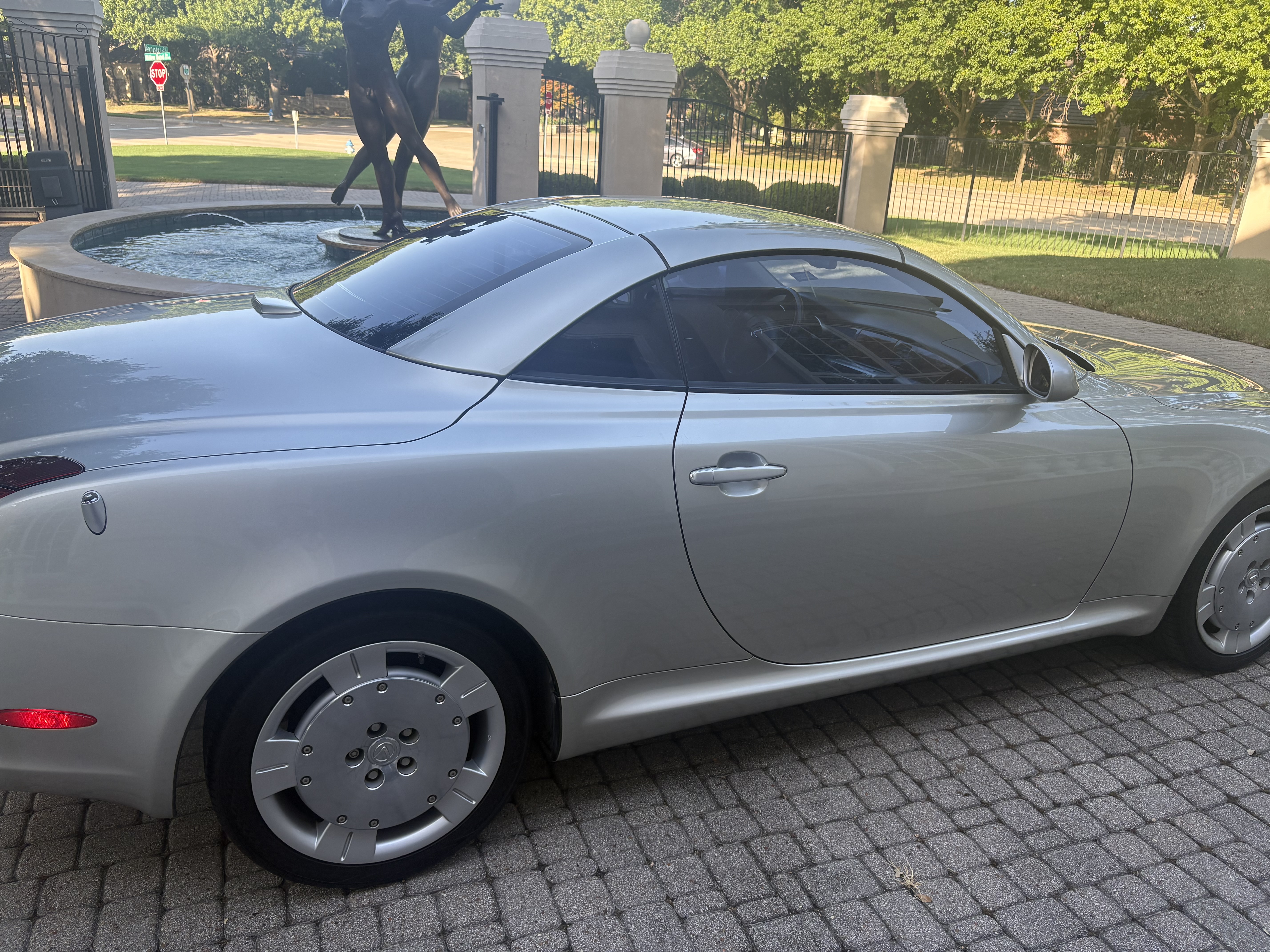 Used 2002 Lexus SC 430 Convertible RWD image 5