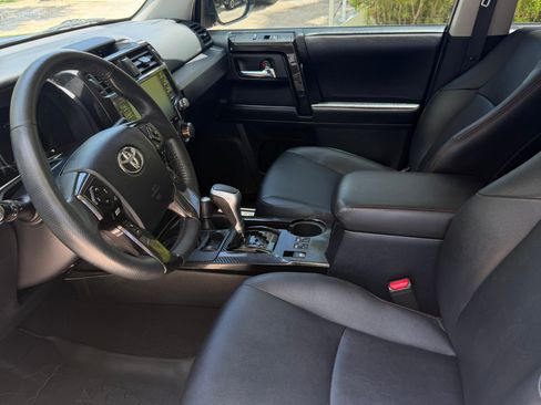 Used 2020 Toyota 4Runner TRD Off-Road Premium w/ Moonroof Package AWD/4WD image 12