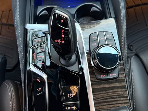 Used 2023 BMW M550i xDrive w/ Executive Package image 20