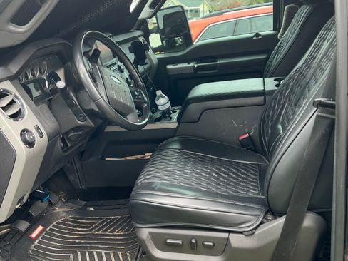 Used 2014 Ford F250 Lariat w/ FX4 Off-Road Package image 11