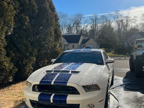 Used 2013 Ford Mustang Shelby GT500 image 8