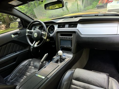 Used 2014 Ford Mustang GT Premium RWD image 6