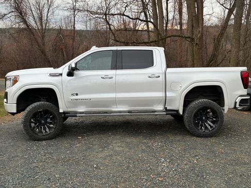 Used 2021 GMC Sierra 1500 Denali image 6