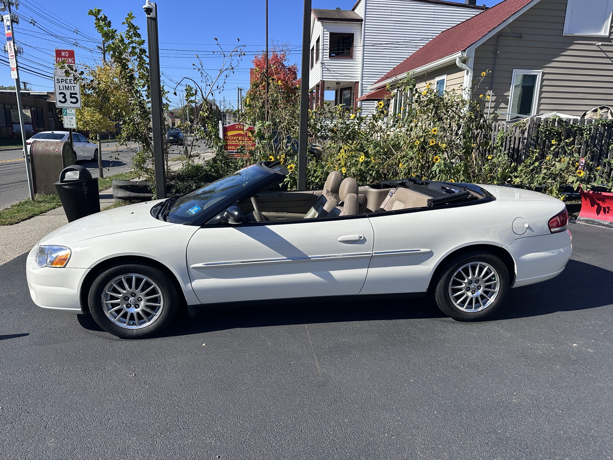 Used 2004 Chrysler Sebring LXi FWD image 7