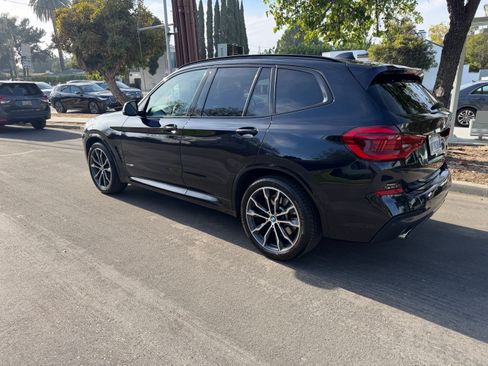 Used 2018 BMW X3 xDrive30i w/ M Sport Package image 4