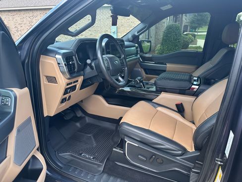 Used 2022 Ford F150 Lariat image 8