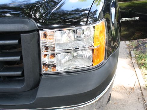 Used 2008 GMC Sierra 1500 W/T RWD image 25