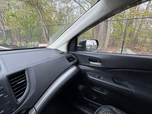 Used 2016 Honda CR-V SE image 25