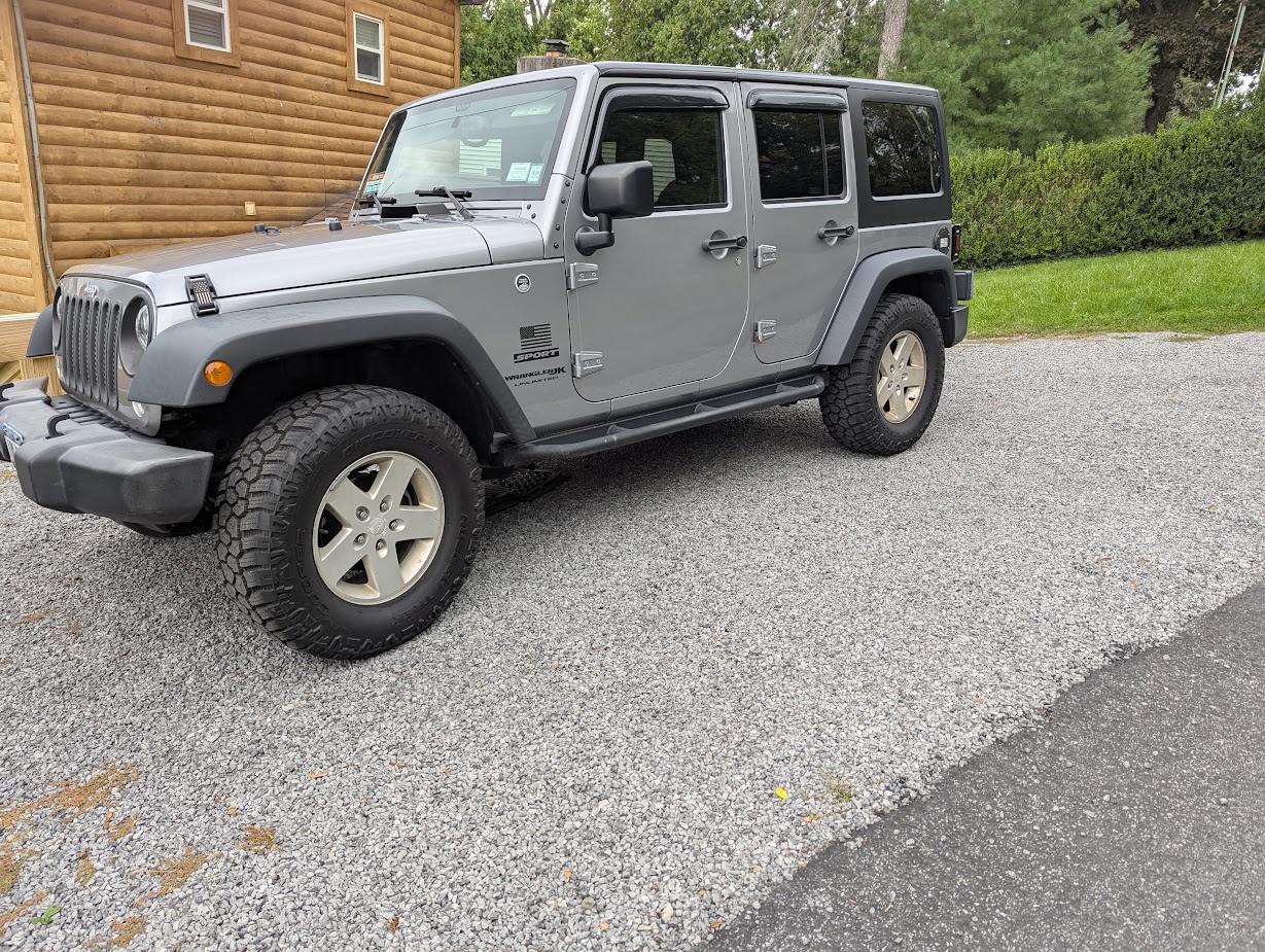 Used 2018 Jeep Wrangler Unlimited Sport S AWD/4WD image 13